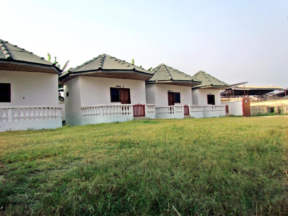 Comfort Beach Resort Biriwa Zewnętrze zdjęcie